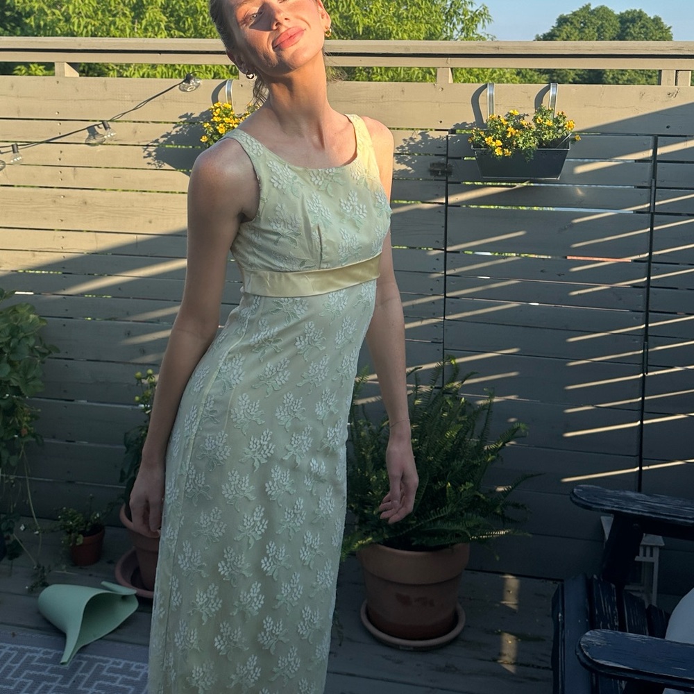 *Vintage Baby Yellow 90s Style Dress*